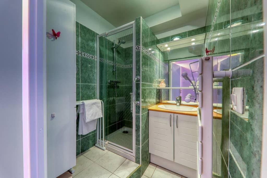 Amilly Park 6 Personnes 2 Chambres Pk Prive En Sous Sol Serris Exterior foto